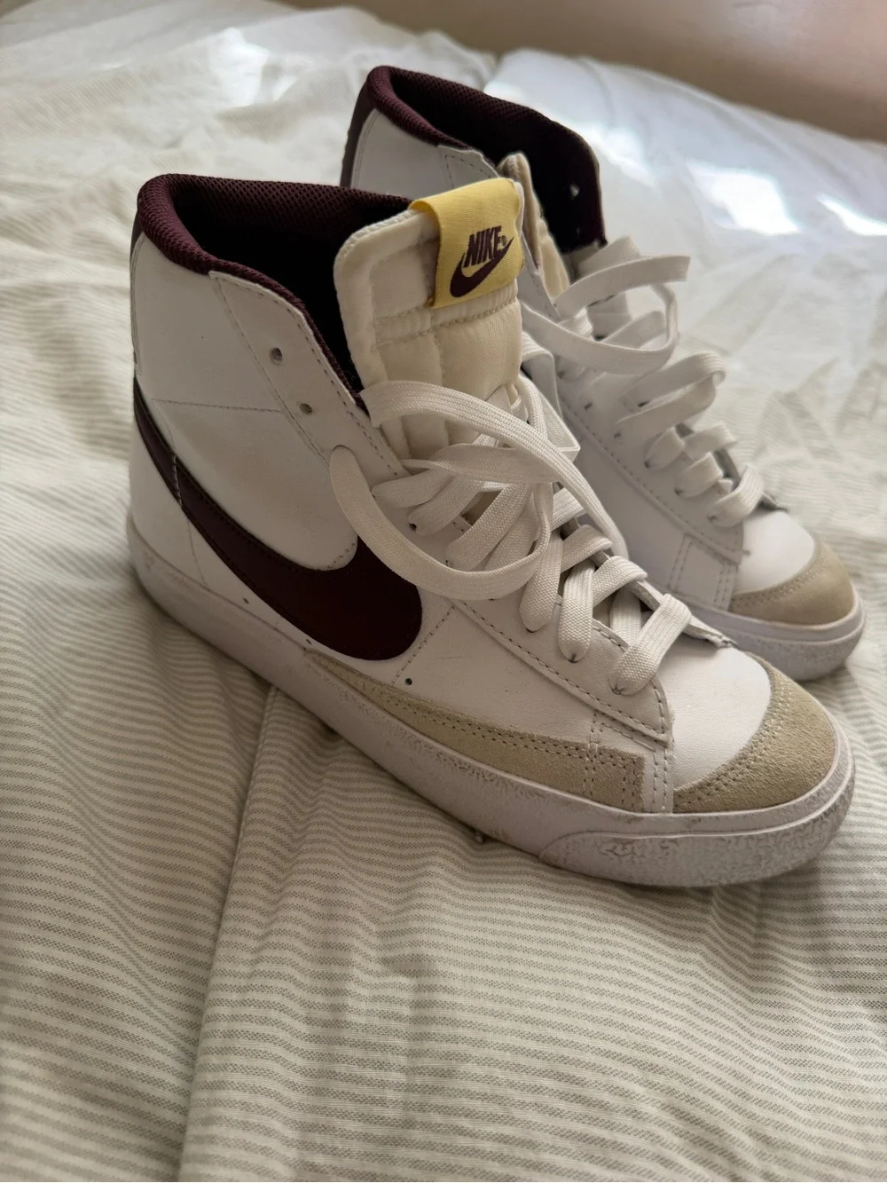 Nike High-Top Sneakers in White and Burgundy